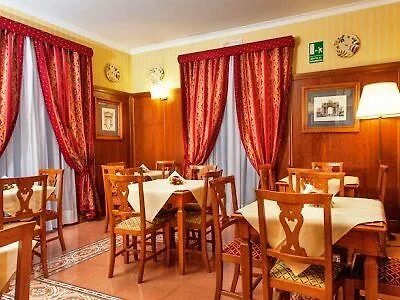 Residenza D'Aragona Hotel Palermo 4*,