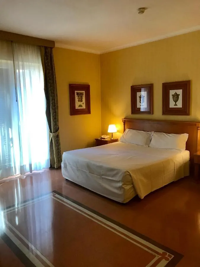 Residenza D'Aragona Hotel Palermo Italië