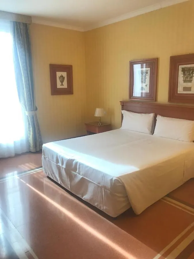 Residenza D'Aragona Hotel Palermo 4*,  Italië